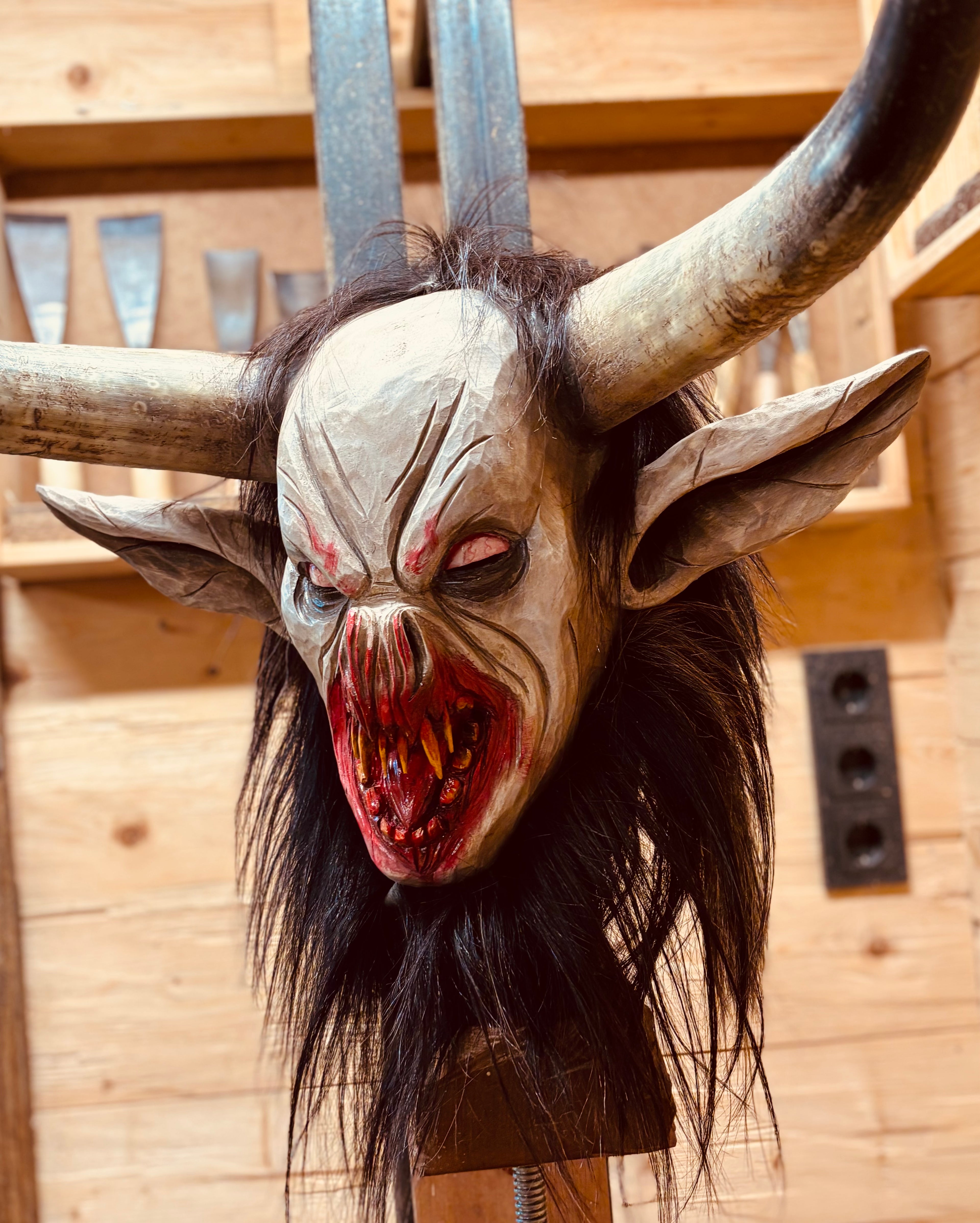 Krampusmaske